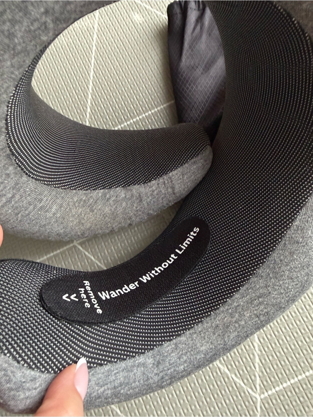 WANDER+ travel neck pillow - Picture 5 of 5
